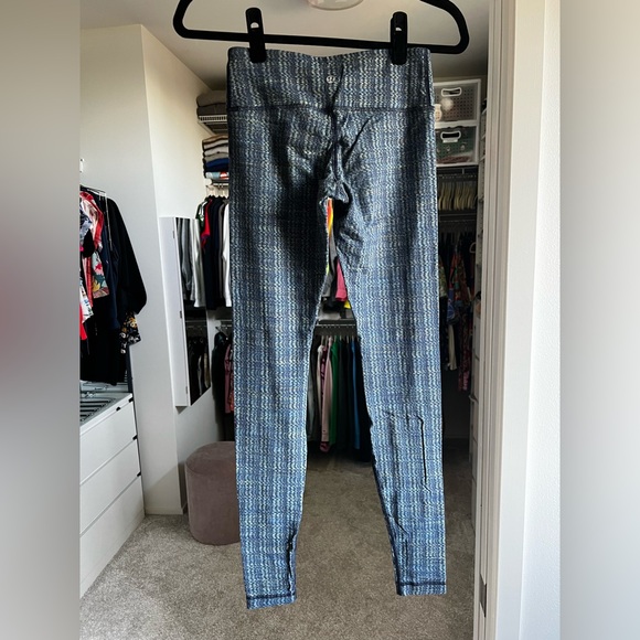 Lululemon Wunder Under Pant - size 4 - Picture 5 of 6